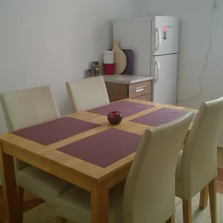 Apartman Apartment *
