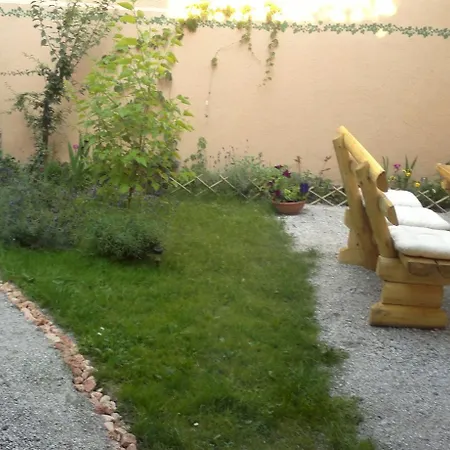 Apartman Apartment *
